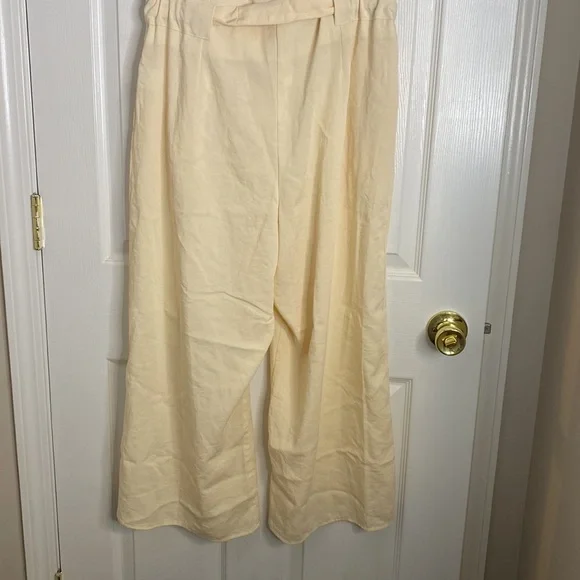 Elegant Cream Pants with Tie Waist - Picture 4 of 5